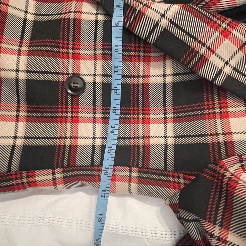 Oversize Women’s Red and Black Plaid Blazer Size 2 - Picture 4 of 6